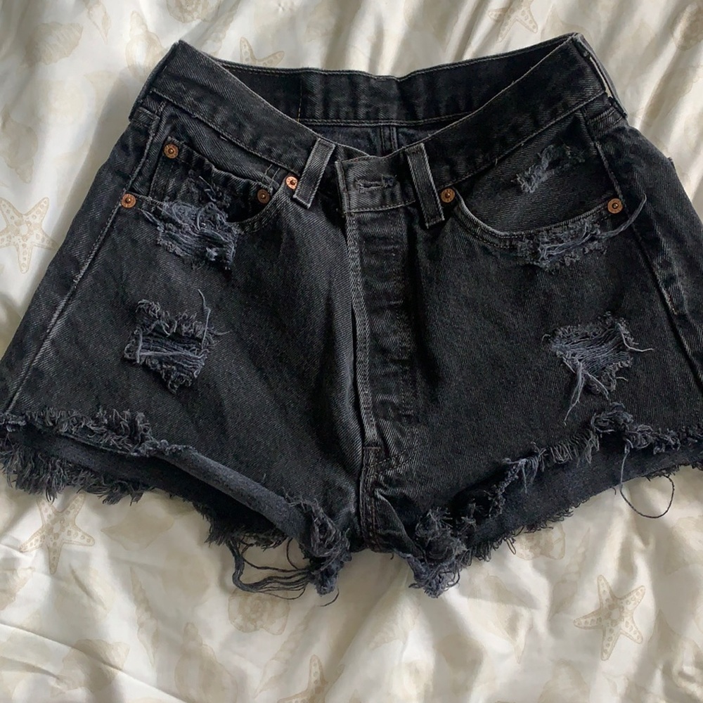 Levi’s Black shorts